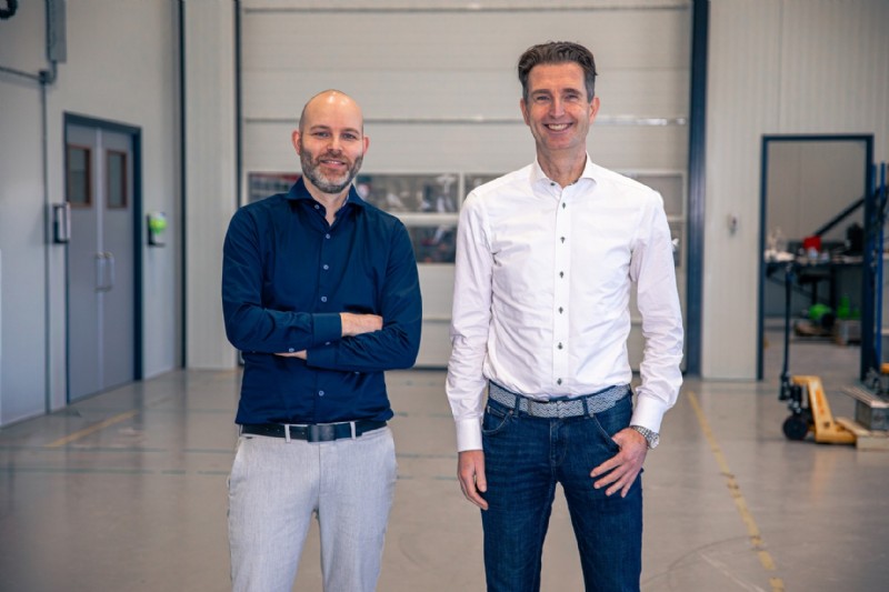 Mark en Caspar binnen.2000